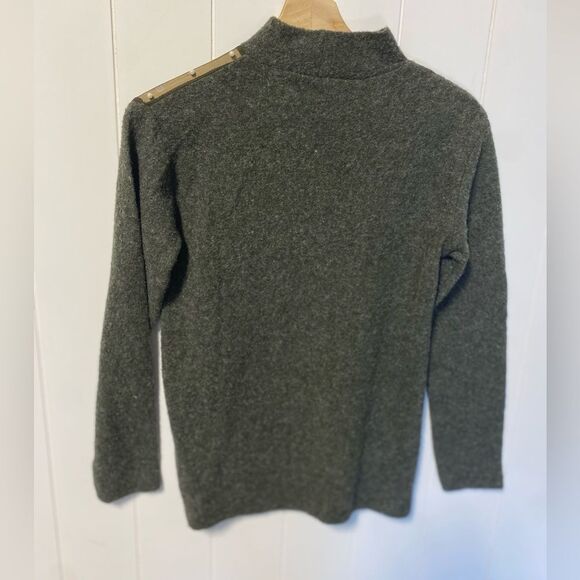 Soft Green mock neck sweater with pearl mesh neck detail size large - Picture 2 of 5